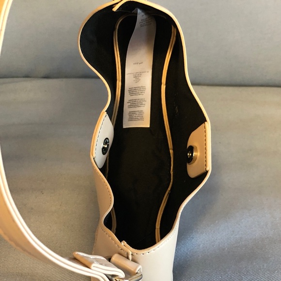 PrettyLittleThing Tan Shoulder Bag - Picture 4 of 7